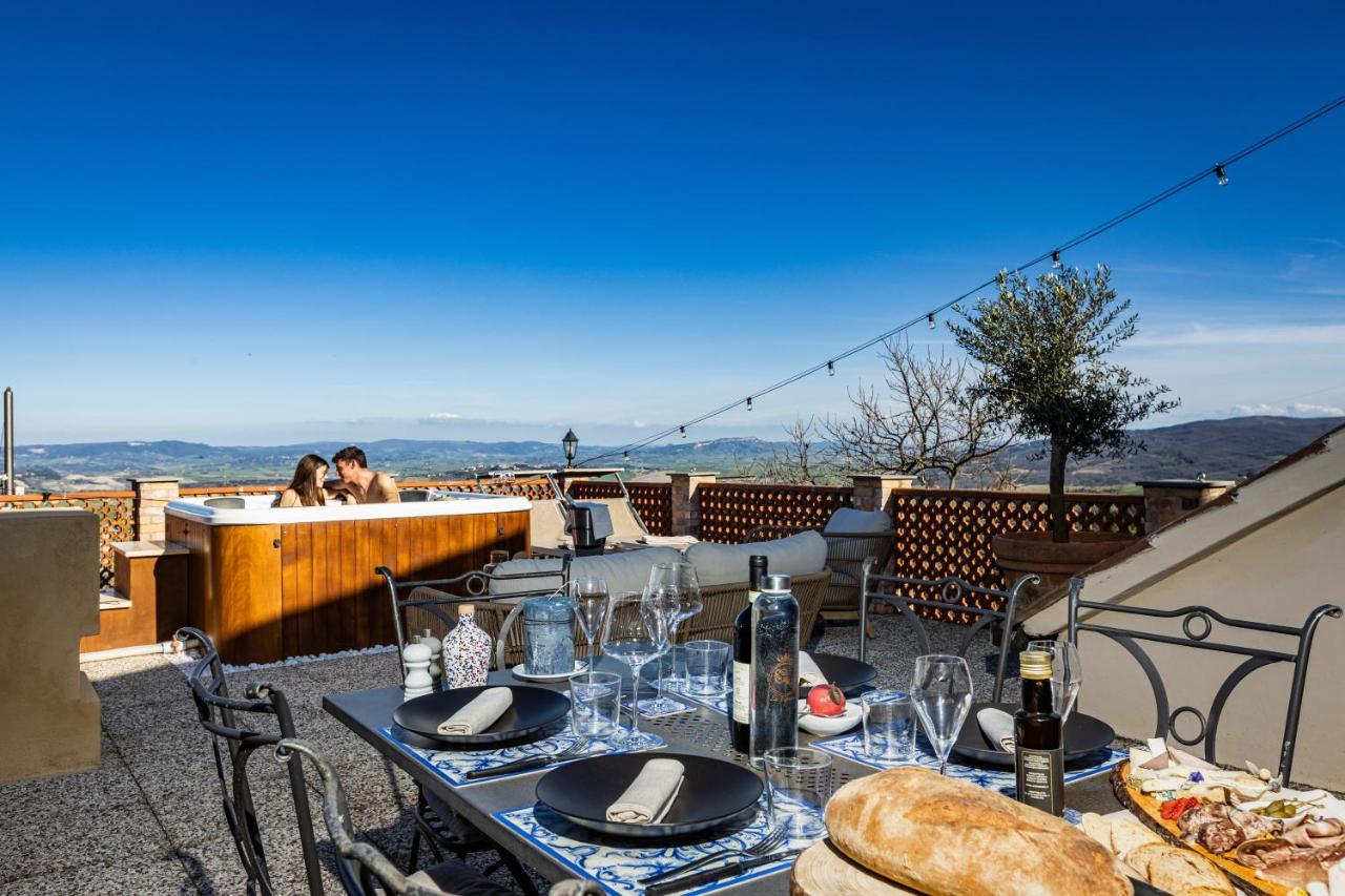 Agri Apartment La Terrazza La Ripadoro Chianni Exterior photo